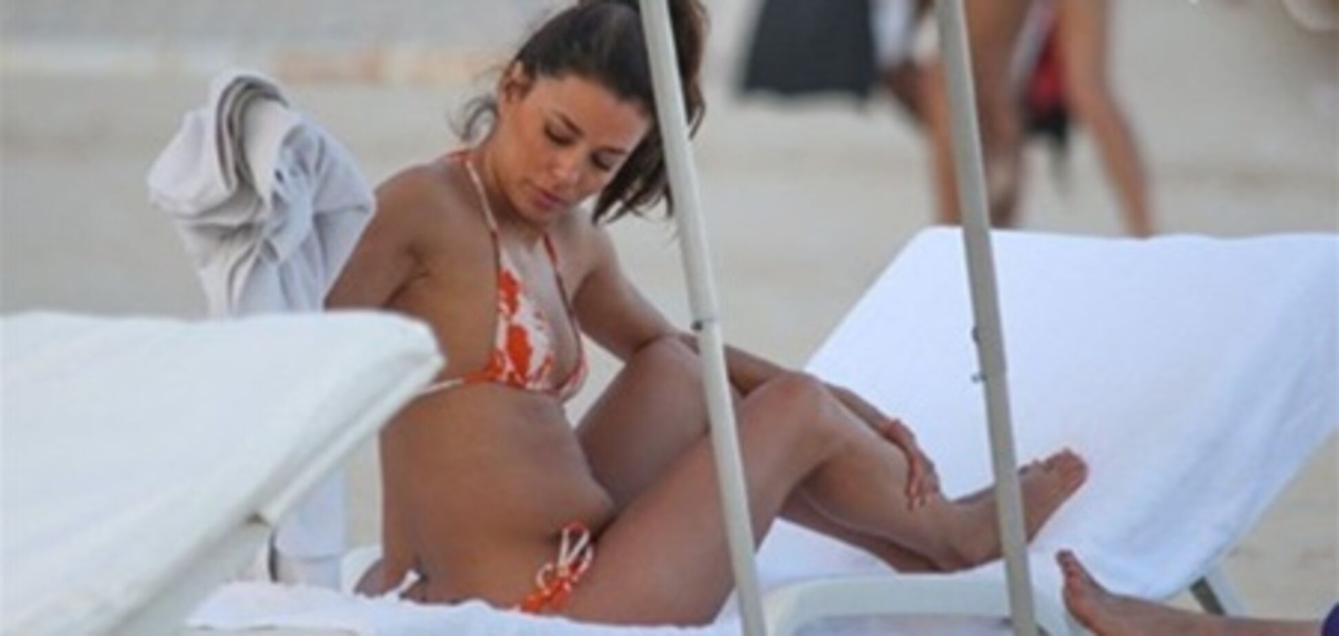 Ева Лонгория набрала лишние килограммы. Фото