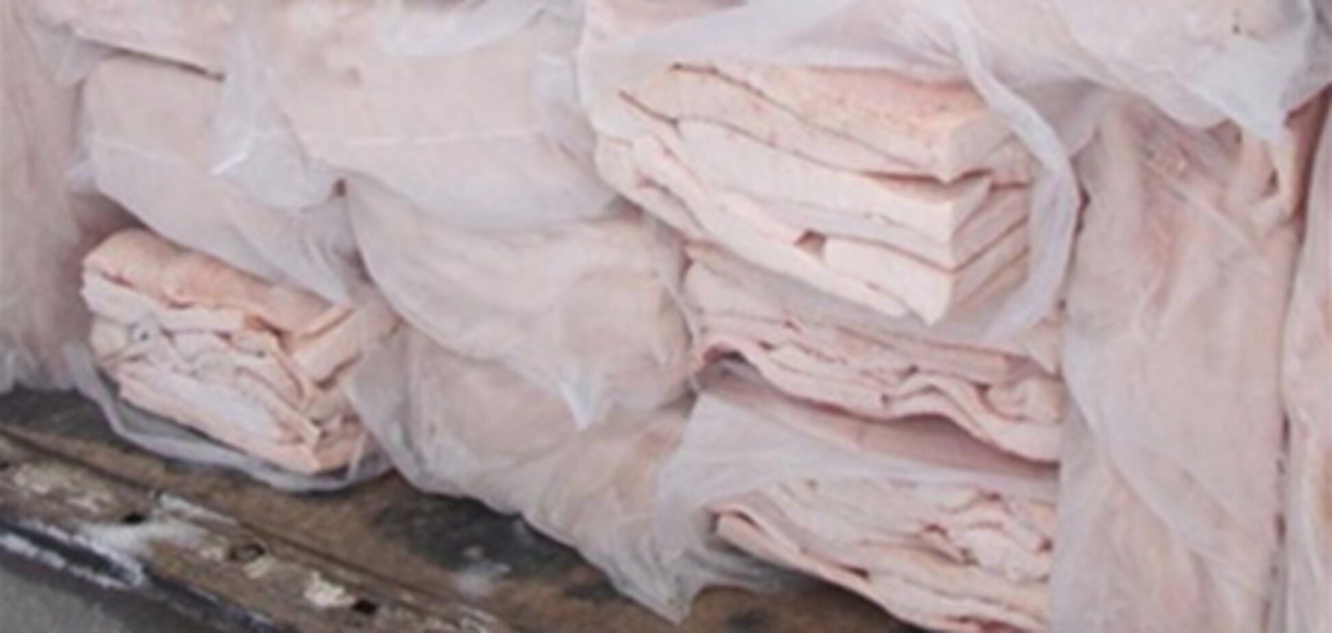 ДАІ відібрала 3,5 тонн сала у водія мікроавтобуса