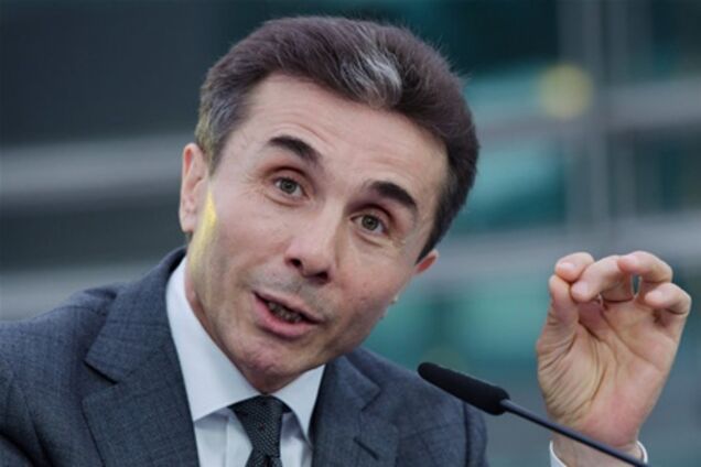 Премьер Грузии урезал министрам зарплату