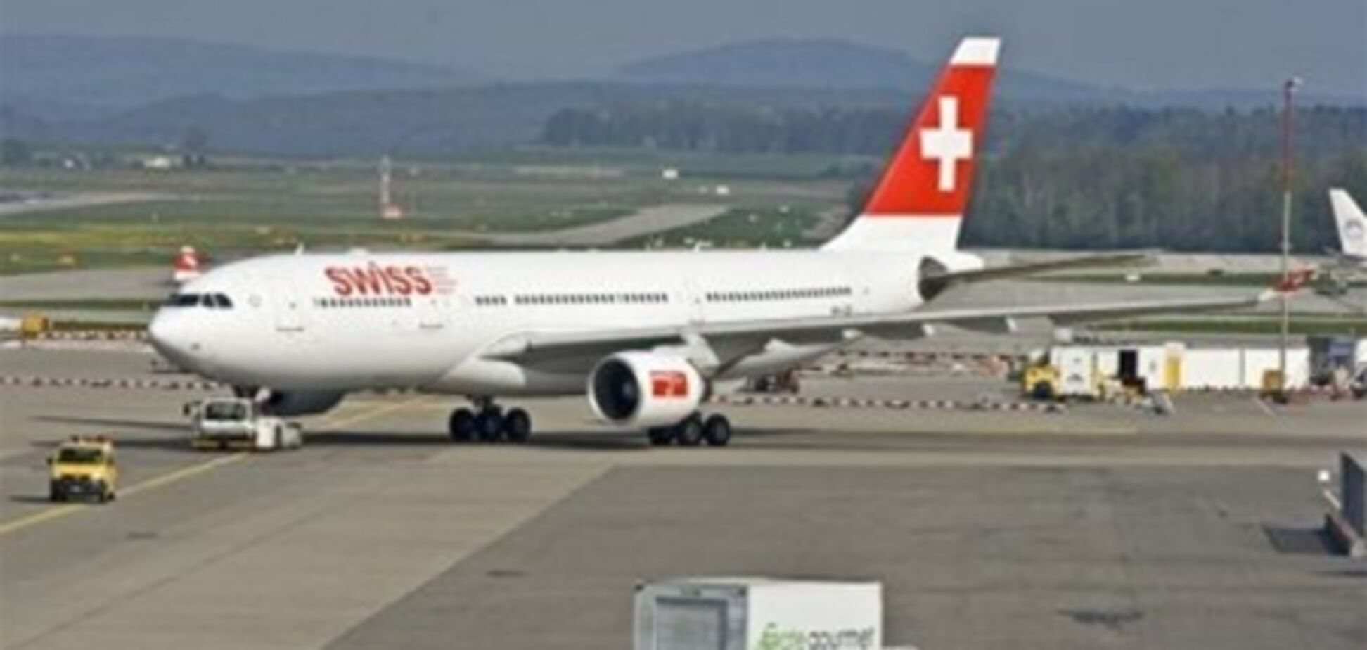 Самолет 'Базеля' совершил экстренную посадку по пути в Россию