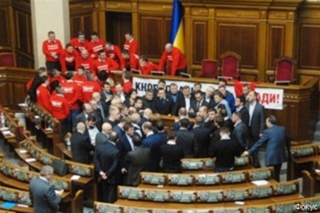 Эксперты: на пути евроинтеграции стоит лишь заблокированная Рада