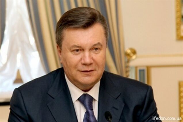 Янукович поприветствовал нового Папу Римского
