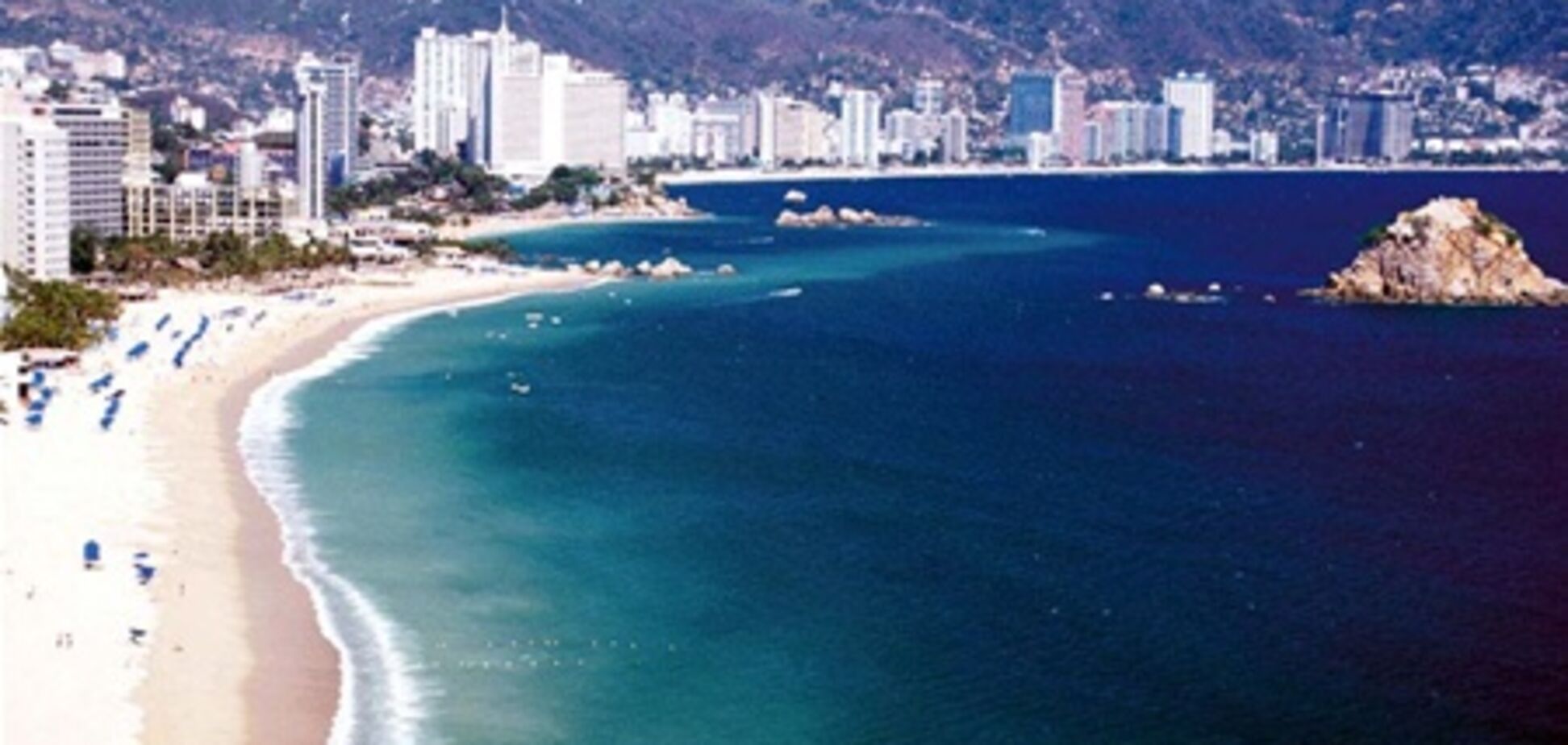 Власти Испании не советуют туристам ехать в Акапулько