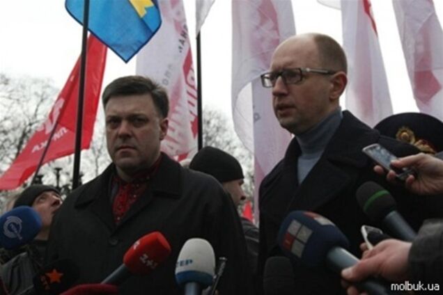 Оппозиция утверждает, что на вече собралось 10 тыс. человек