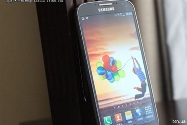 Samsung Galaxy S IV засветился в интернете. Фото. Видео