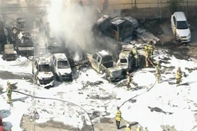 Во Флориде самолет врезался в ангар: есть жертвы. Фото. Видео