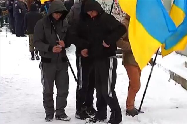 'Протестувальникам' в Ужгороді платили по 50 гривень. Відео