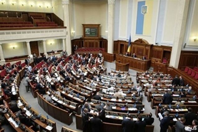 Эксперт: оппозиция выбрала не ту причину, чтобы блокировать ВР