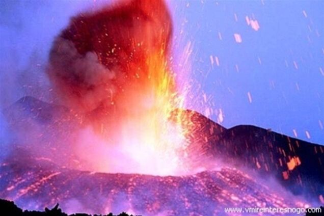 Вулкан Этна опять проснулся