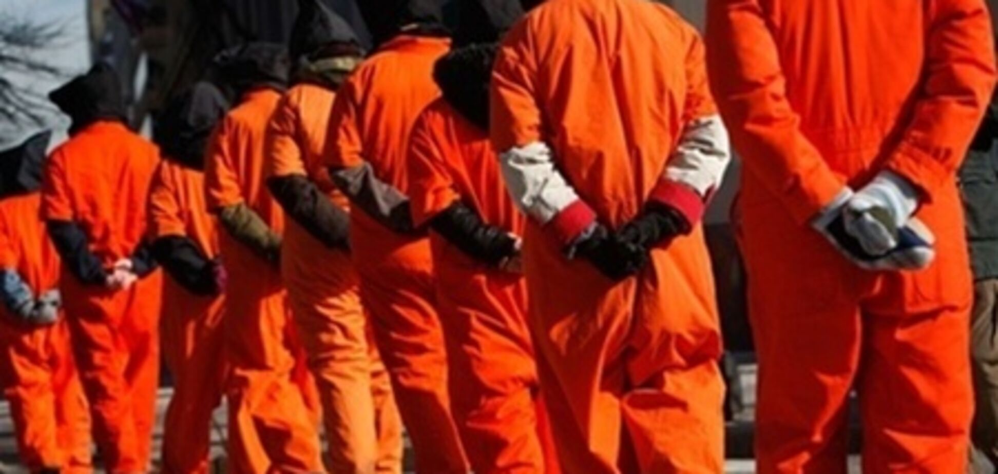 Заключенные в Гуантанамо уже 2 месяца голодают