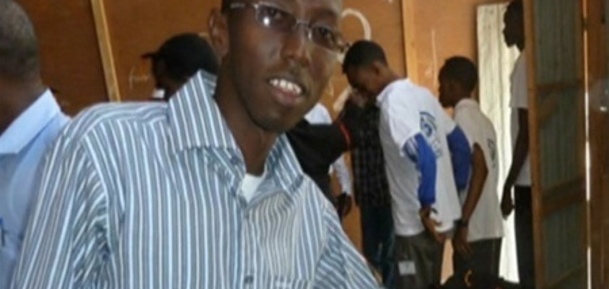 Суд Сомали выпустил из тюрьмы журналиста, сидевшего за интервью