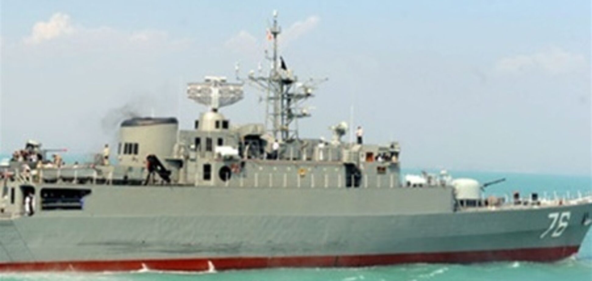 Иран спустил на воду новый эсминец