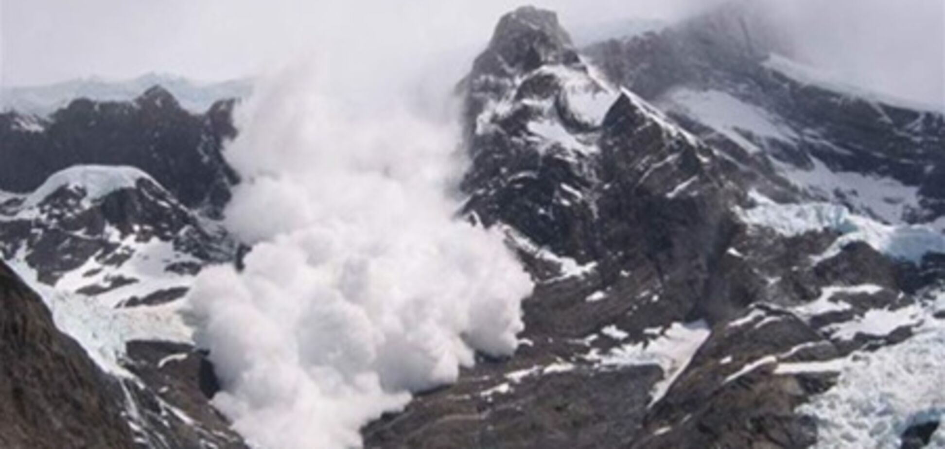 У Карпатах зберігається небезпека сходження лавин