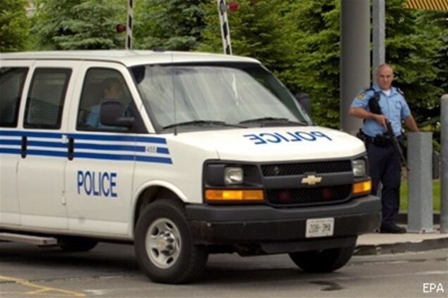 В Канаде двое зэков бежали из тюрьмы с помощью вертолета 