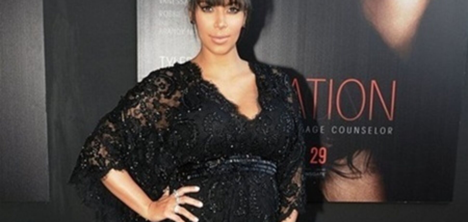 Ким Кардашян нарядилась на премьеру своего фильма. Фото