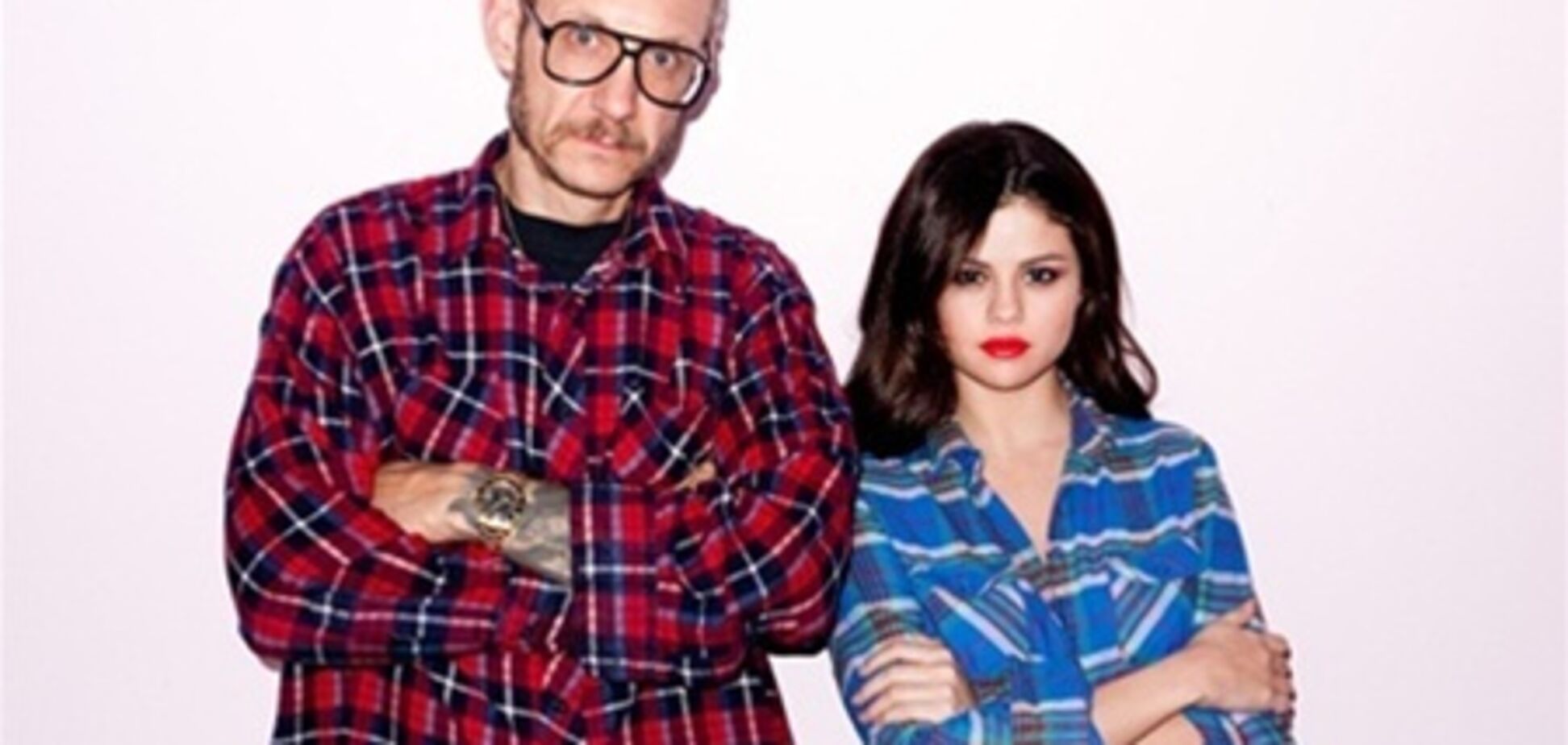 Селена Гомес побывала у стены Терри Ричардсона. Фото