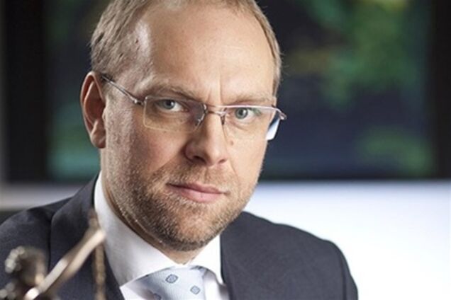 ЦИК зарегистрировала сменщика Власенко