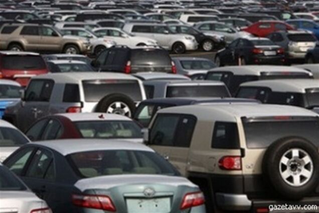 Продажи автомобилей в ЕС упали на 10,5%