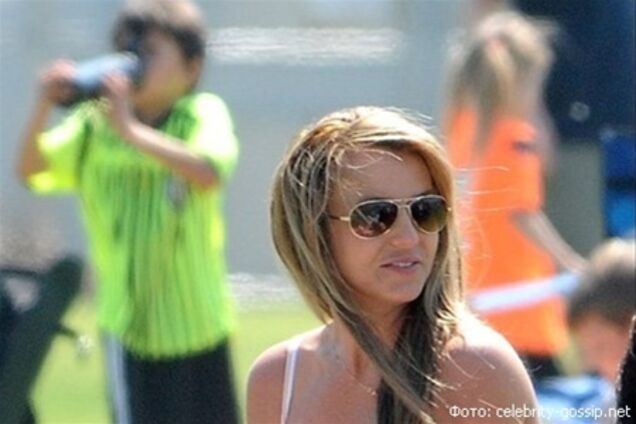 Бритни Спирс закопала 'топор войны' с экс-супругом. Фото