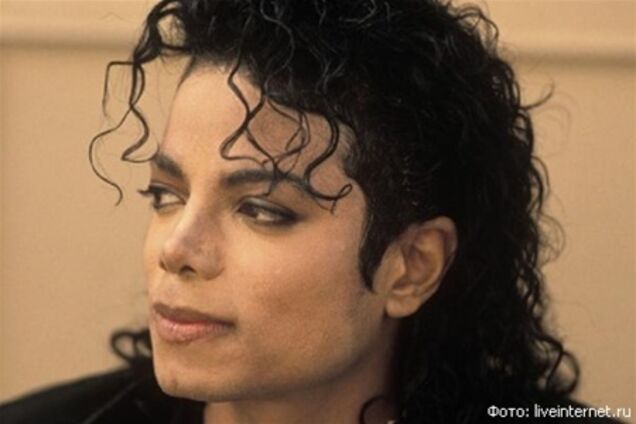 Семья Джексона хочет получить деньги за несостоявшиеся концерты