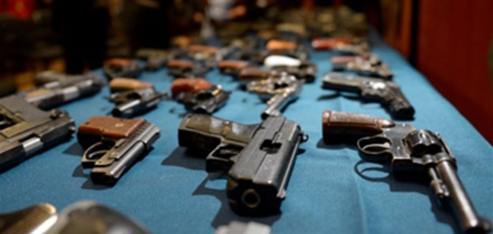 Сенат США відмовився вводити заборону на продаж зброї. Відео