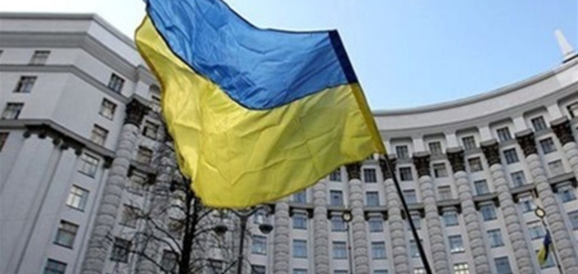 За отставку Кабмина собрано 174 подписи