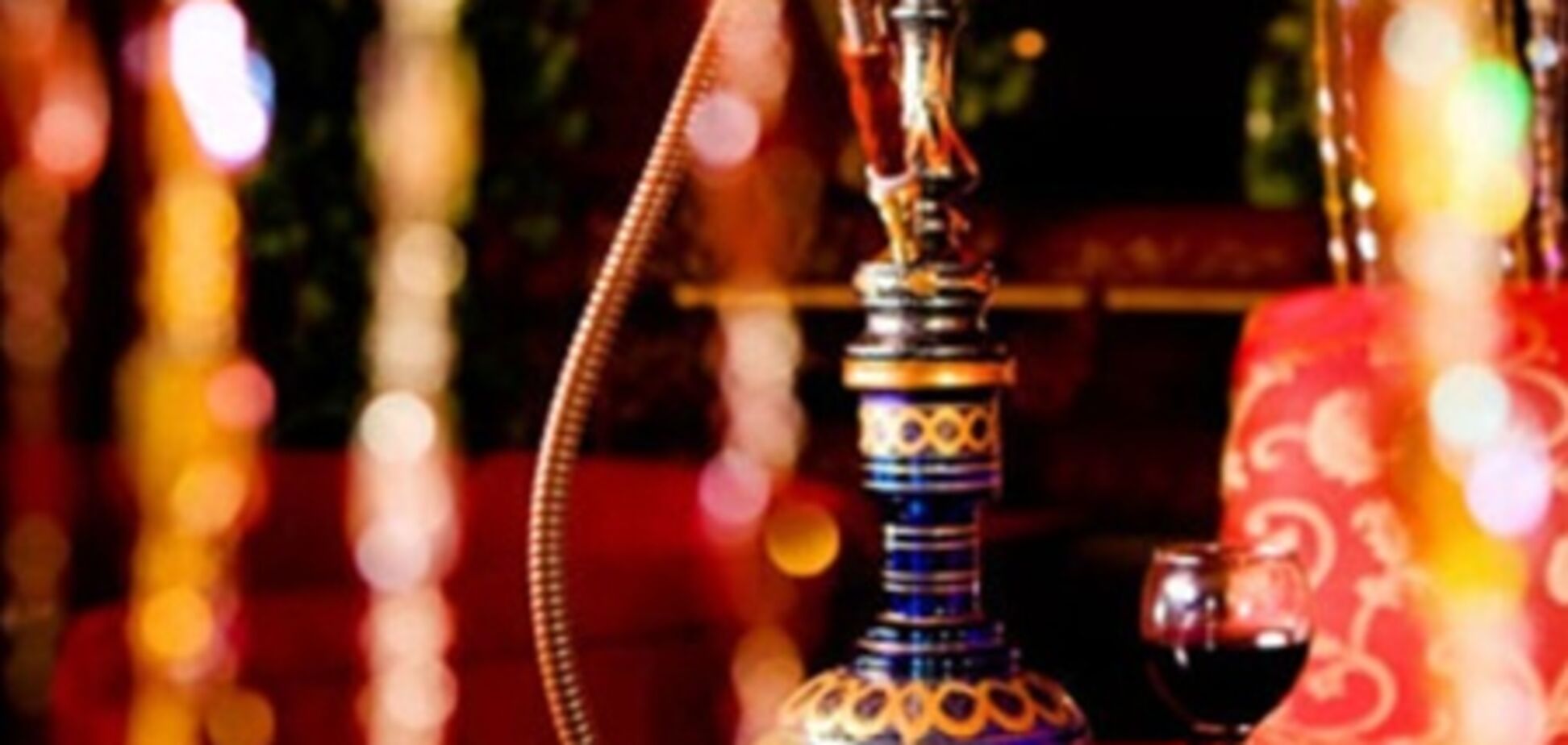 В Казахстане запретили курение кальяна в общественных местах