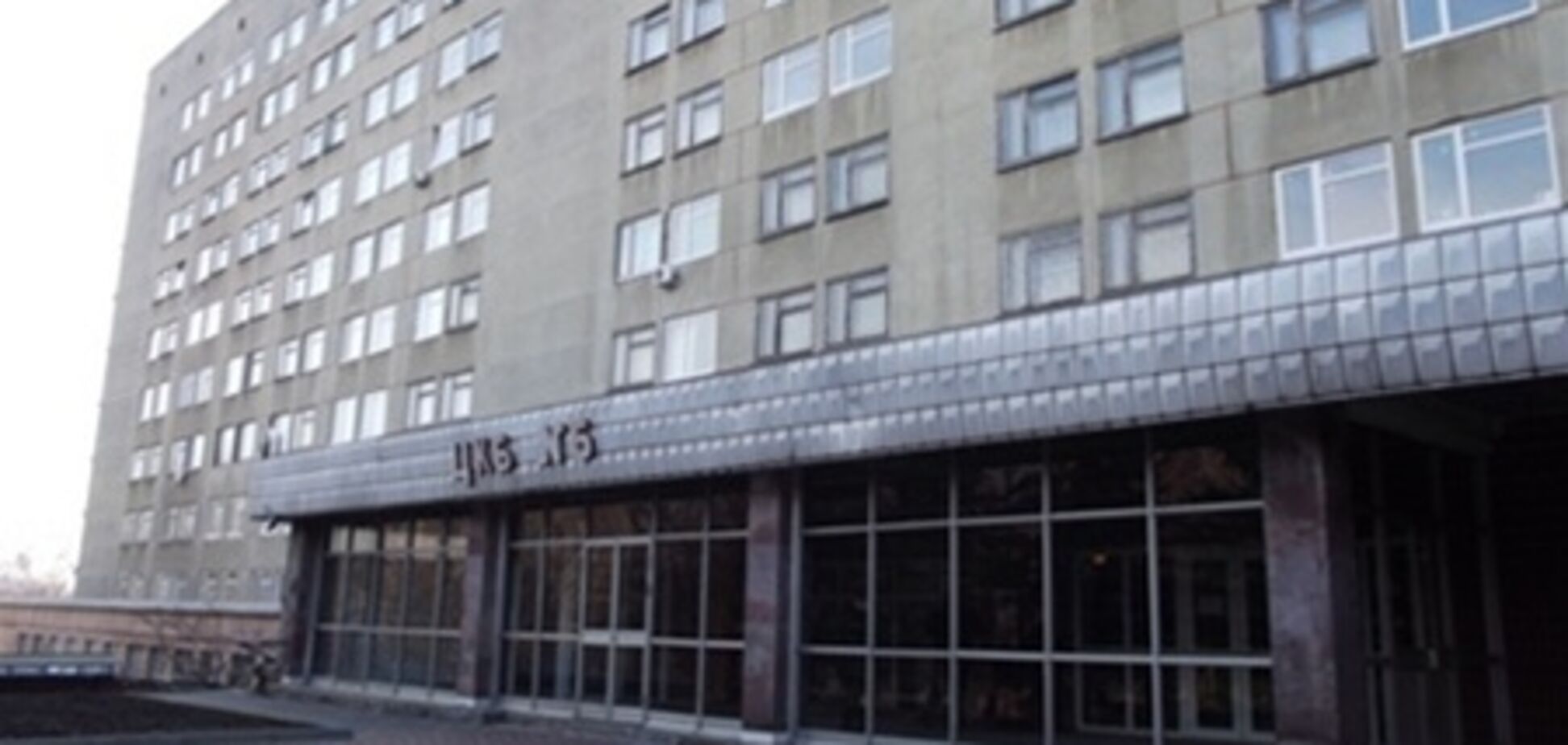 Автозаки и 'скорая' уехали из-под больницы без Тимошенко