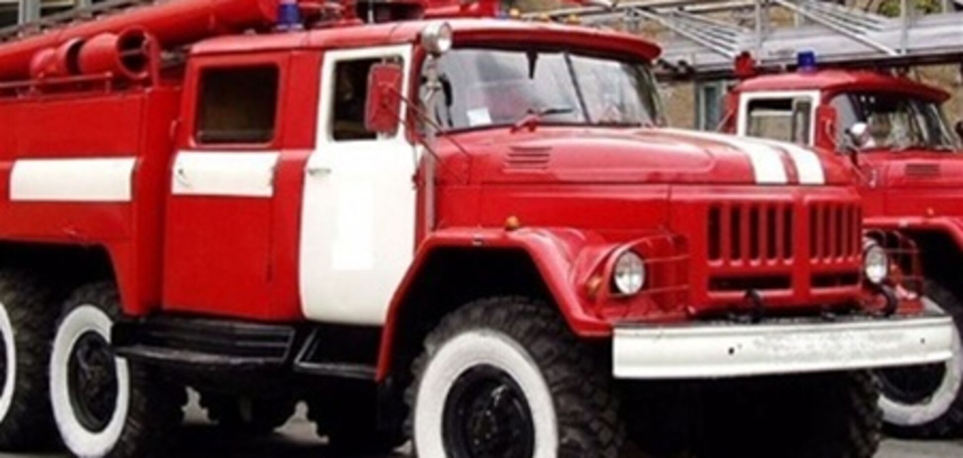 На Оболони ночью горели гаражи