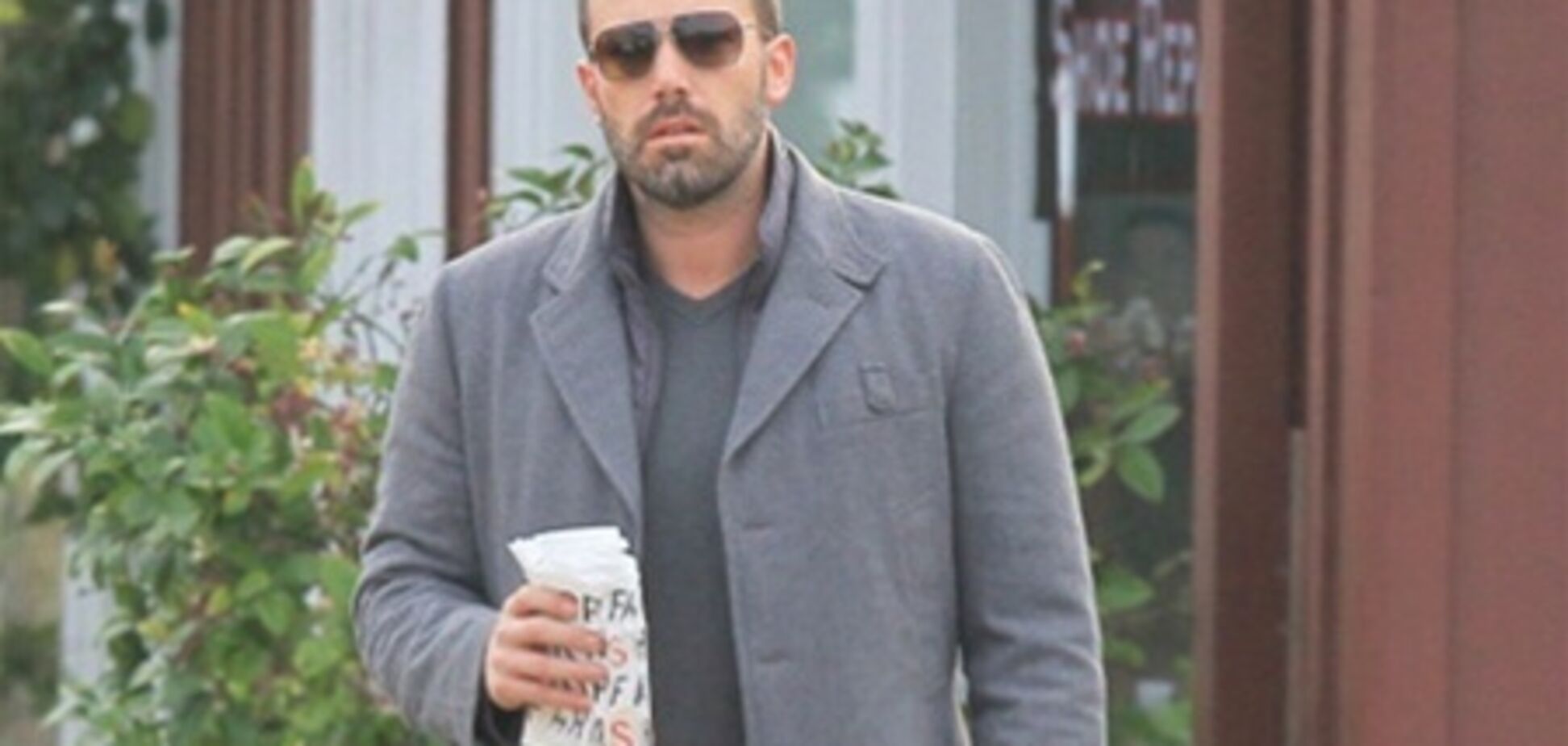 Бен Аффлек отвел дочь к парикмахеру. Фото