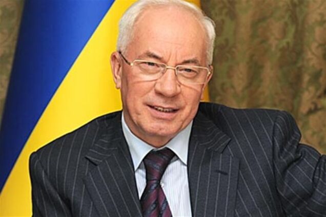 Азаров не поїде на Гуморину