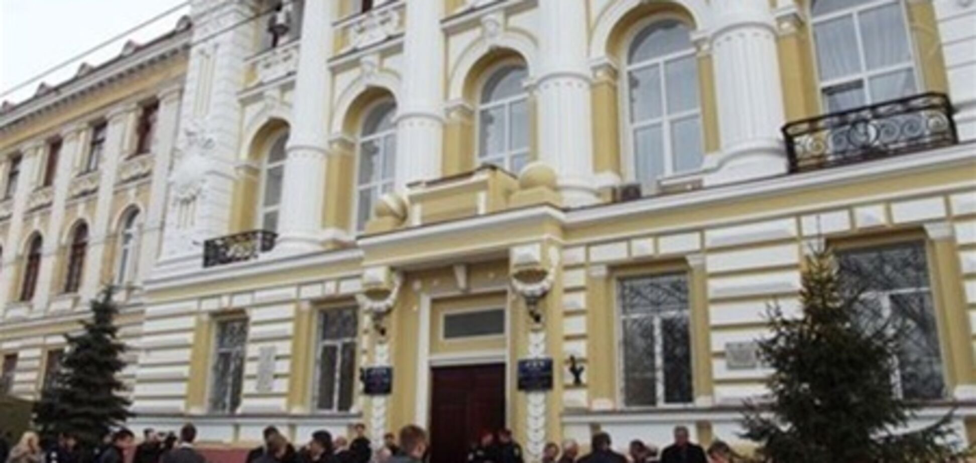 На метателей фекалий в Харькове составлены протоколы