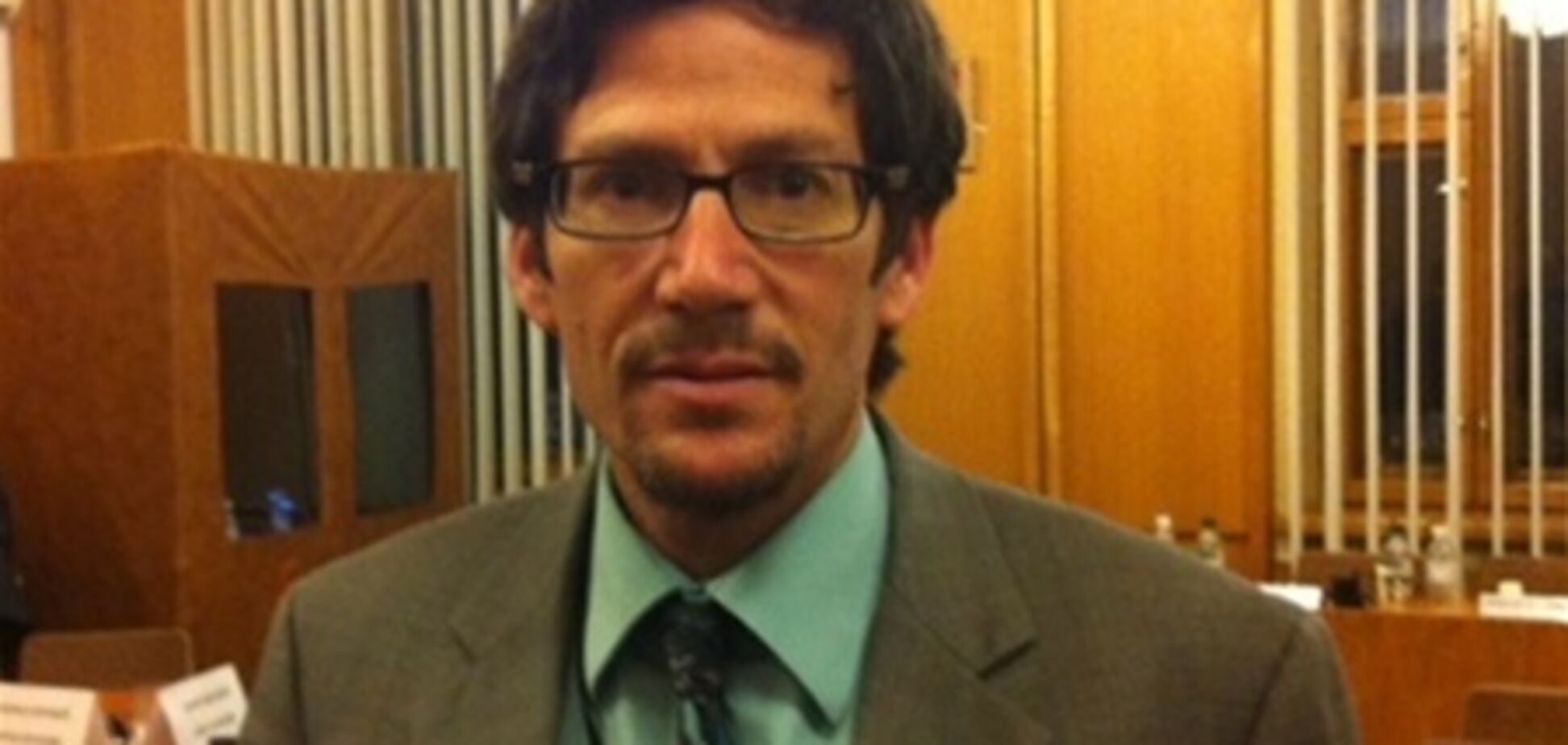 Американский политолог: США мало внимания уделяют Украине