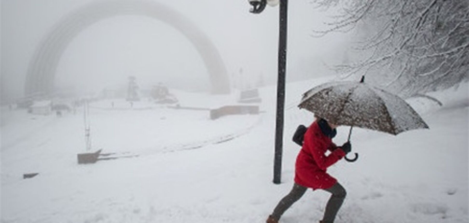 Власти объявили в Киеве режим чрезвычайной ситуации