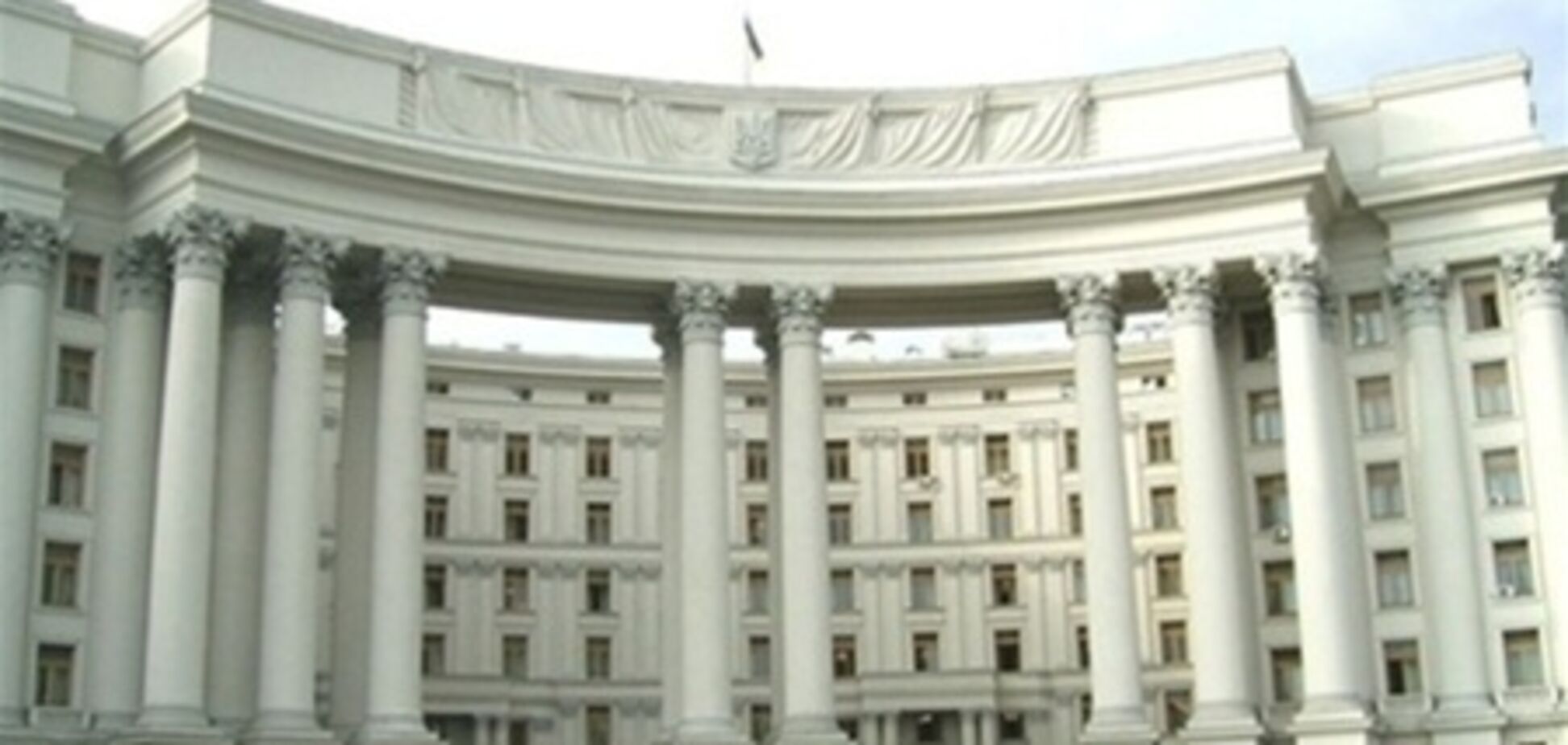 Україна стурбована сирійським хімзброєю