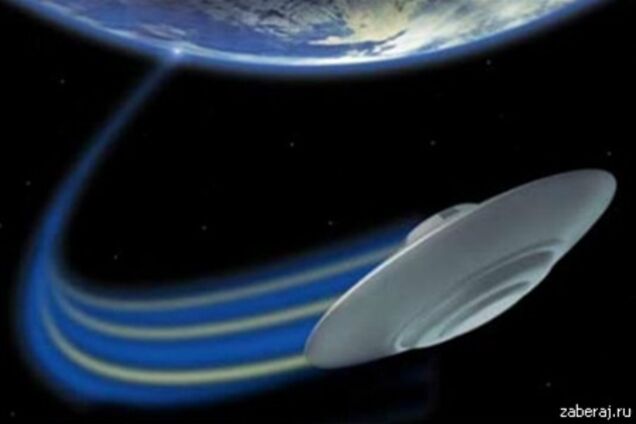 НЛО сбил метеорит над Японией. Видео