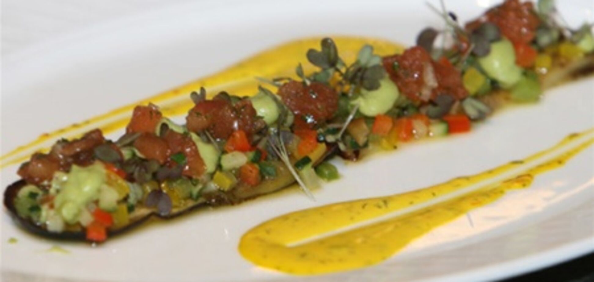 Новое меню THE STRAND GRILL: равиоли с трюфельной пенкой и лобстер с фенхелем. Фото