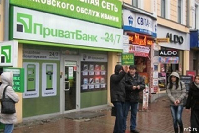 У Криму з депутата-регіонала біля банку зняли дублянку