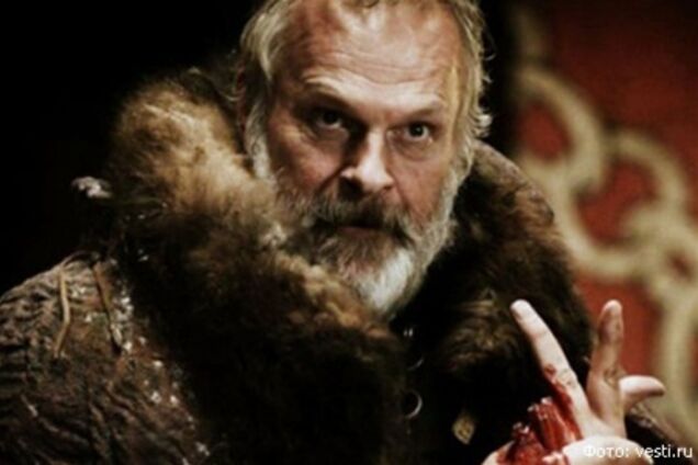 Звезде сериала 'Игра престолов' откусили ухо