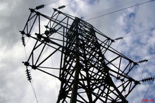 Залишилося включити світло в 10 населених пунктах України