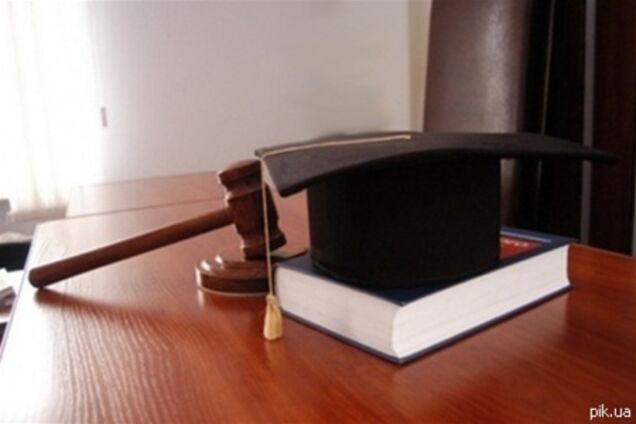 Нардеп из 'Батьківщини' проиграл суд против Рады