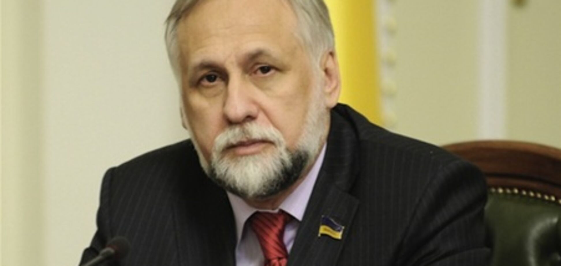 Кармазин жалуется, что Рыбак 'включил дурака'