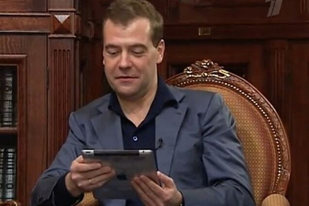 Пресс-секретарь Медведева попросила не называть его 'Димоном'