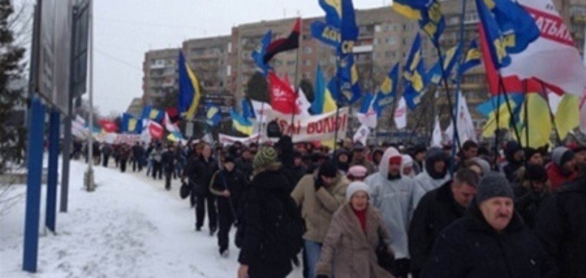 В Ивано-Франковске собралось 3 тысячи 'повстанцев' - милиция