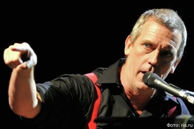 Хью Лори решил двигаться в леса американской музыки