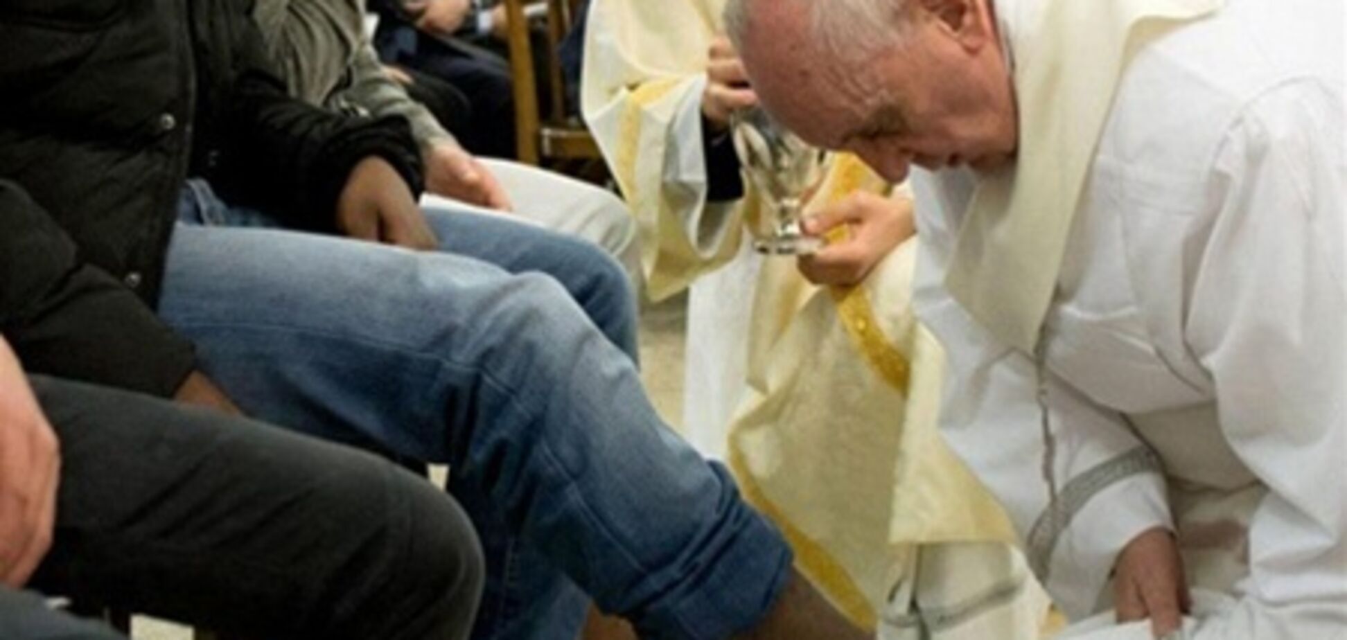Злочинці з Лос-Анджелеса попросили Папу помити їм ноги