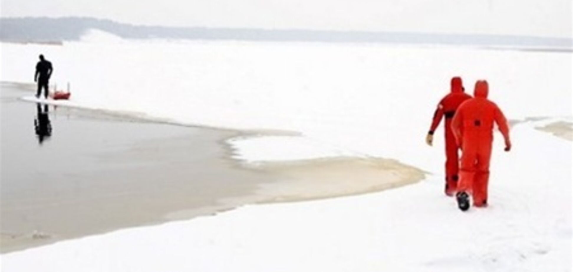 В Латвии 540 человек унесло на льдине