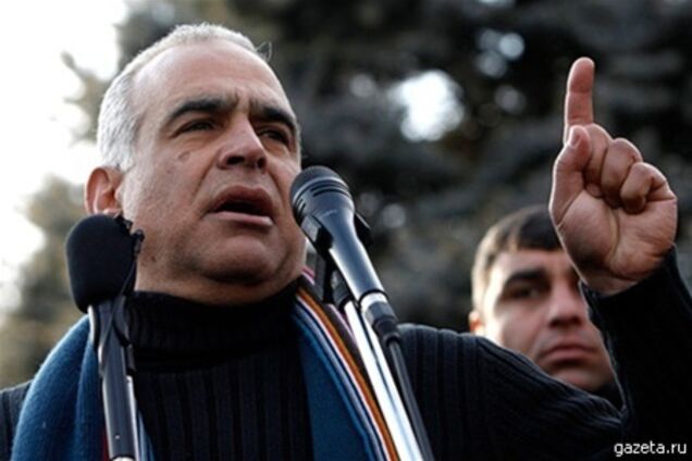 Экс-кандидат в президенты Армении прекратит голодовку