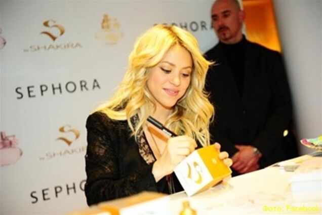 Шакира презентовала новый парфюм в Париже. Фото 
