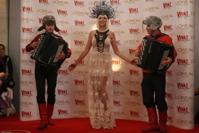 Звезды показали свои лучшие наряды на 'ViVa-2012'